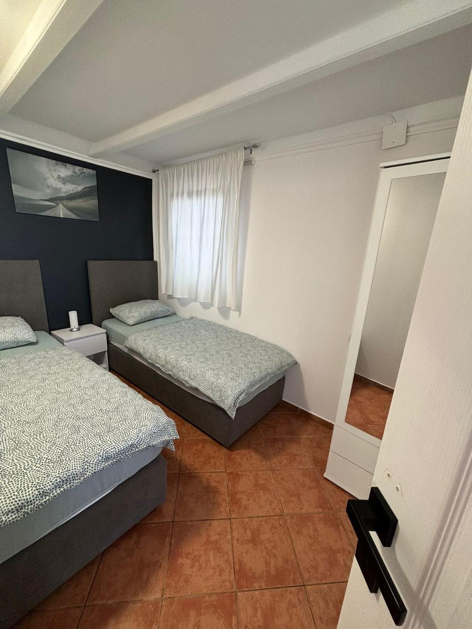 Apartmani Bosnjak Starigrad Room photo