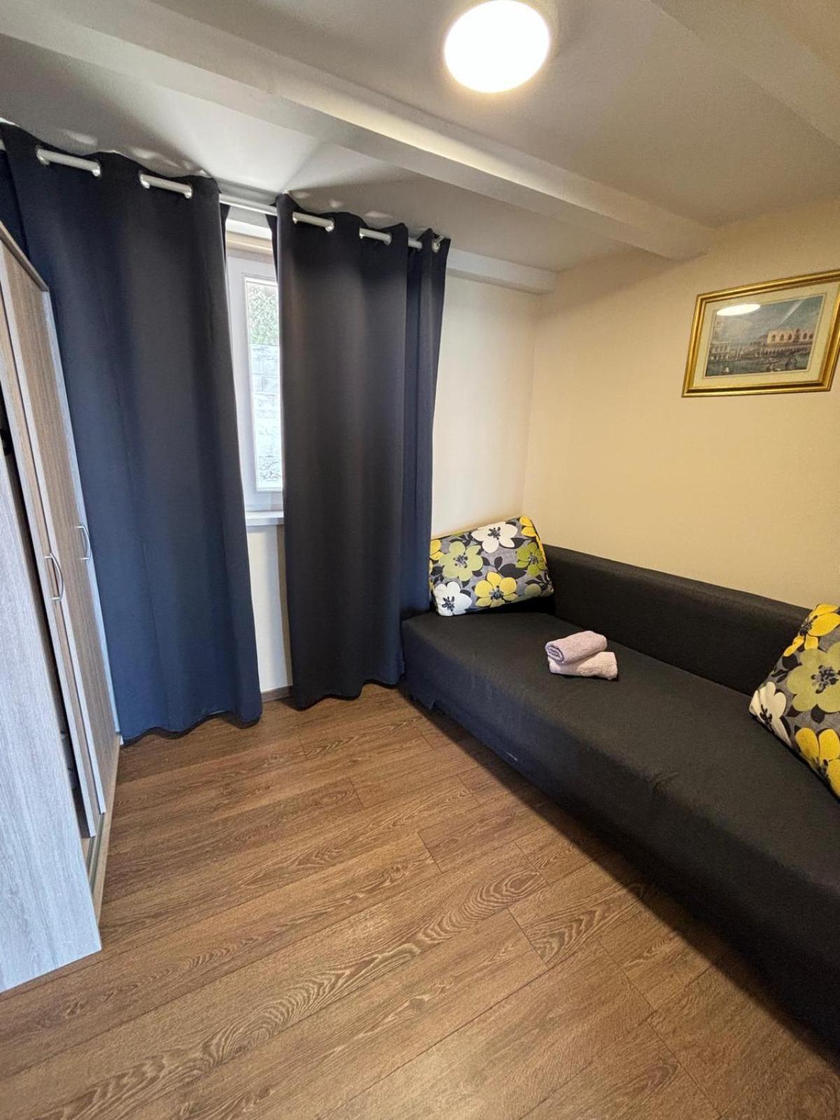 Apartmani Bosnjak Starigrad Room photo